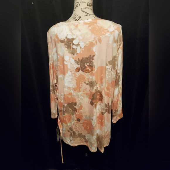 Ruby Rd. Blouse - Picture 5 of 9